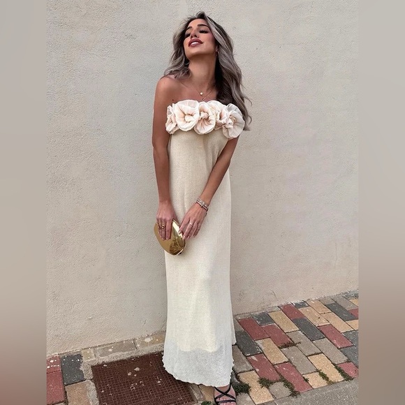 Zara Dresses & Skirts - Zara Cream Strapless Dress with Floral Detail